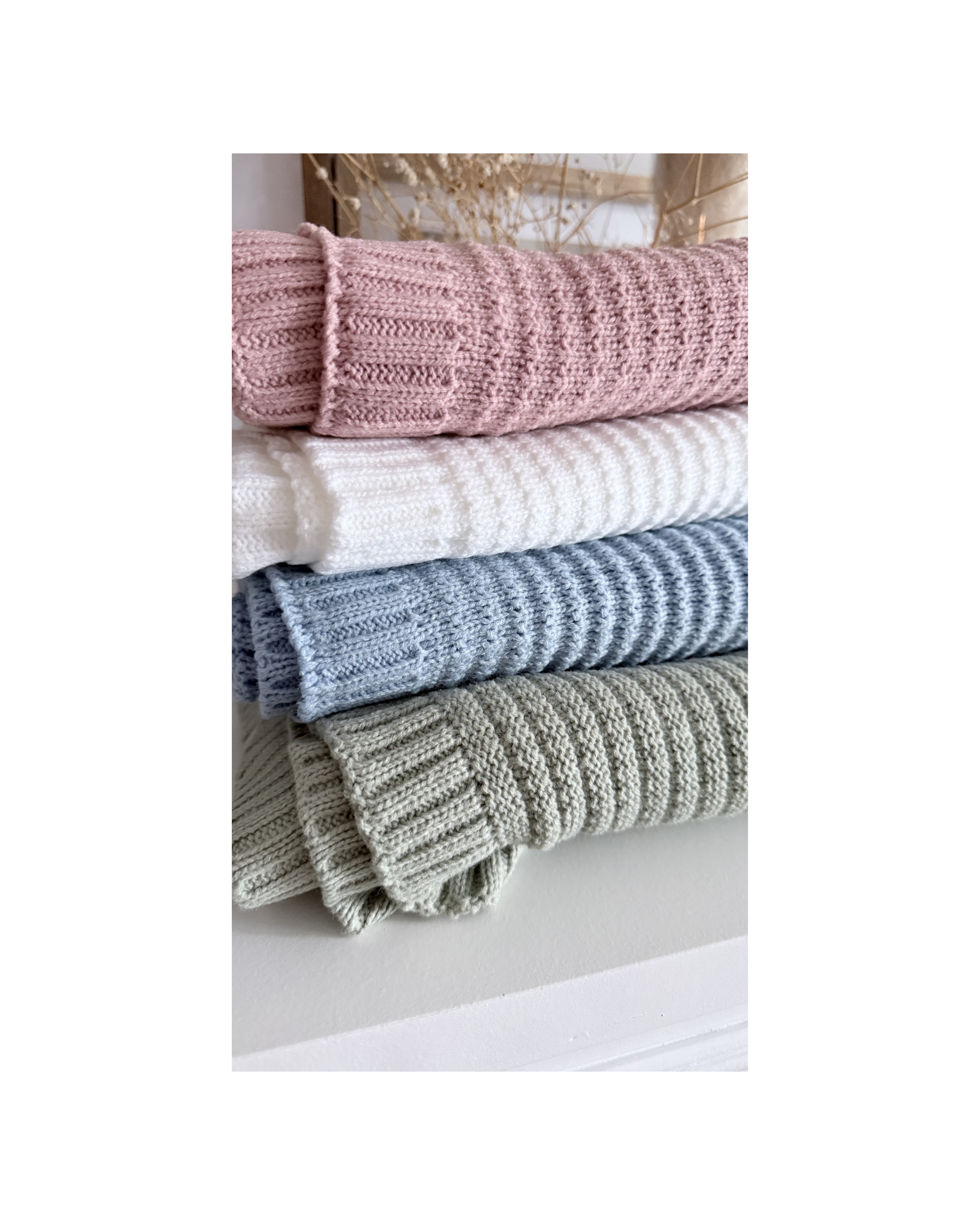 Knitted personalised blankets