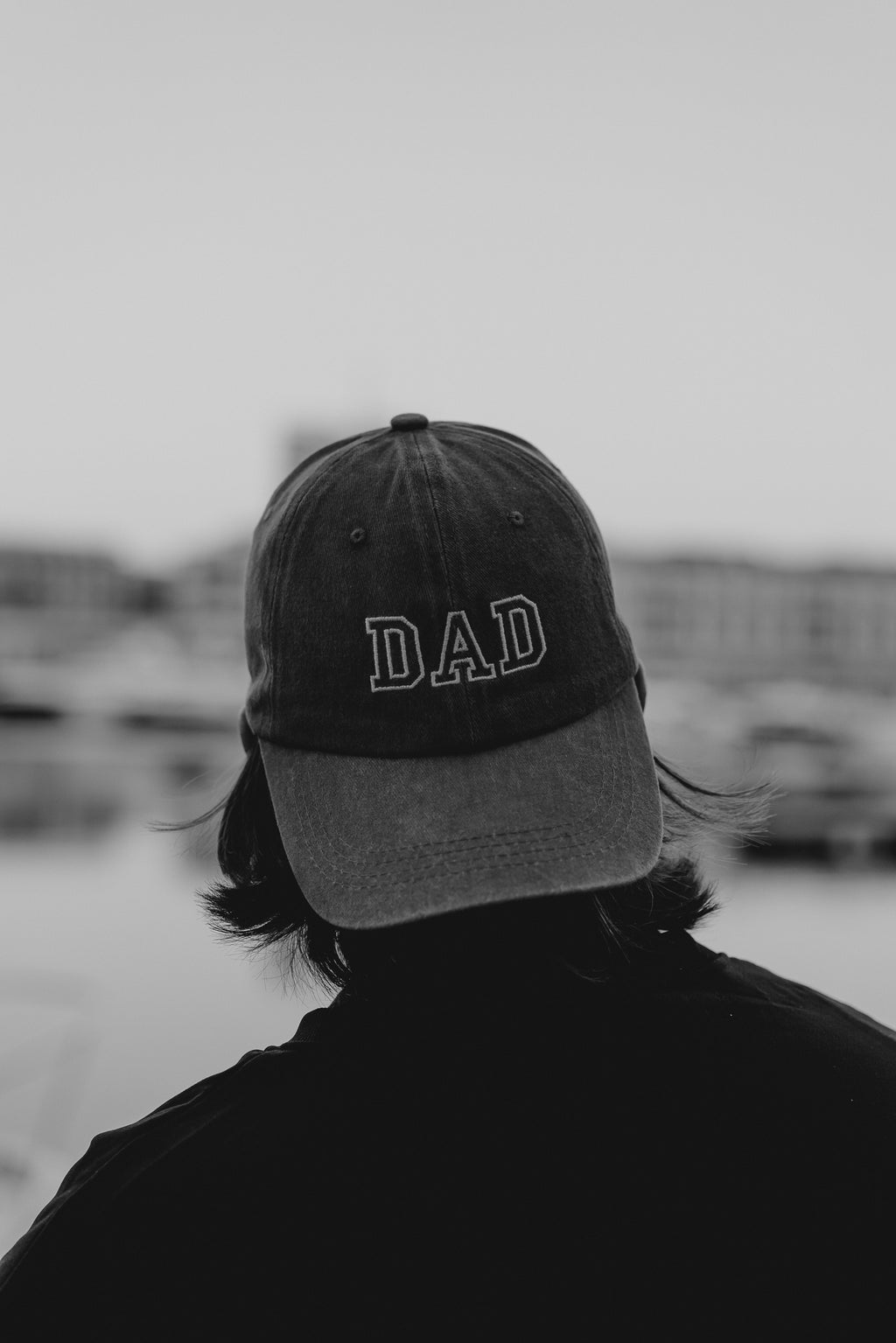 Mama, Dad & Mini Caps