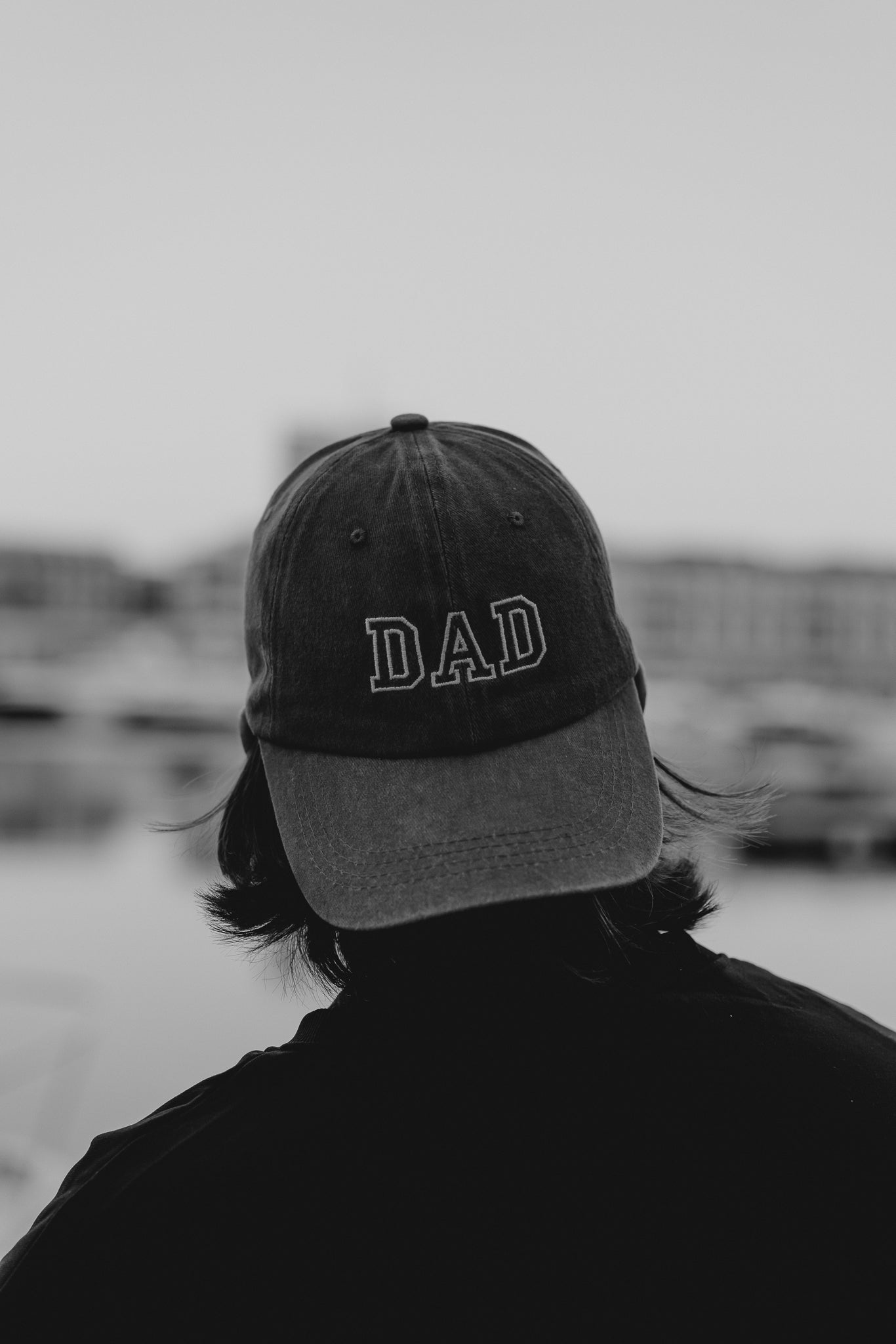 Mama, Dad & Mini Caps